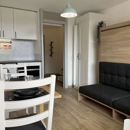 Renove Au Pied Des Pistes, Balcon Ouest, 4 Couchages A - Fr-1-330d-129 *