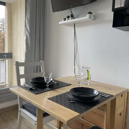 Renove Au Pied Des Pistes, Balcon Ouest, 4 Couchages A - Fr-1-330d-129 Montgenevre